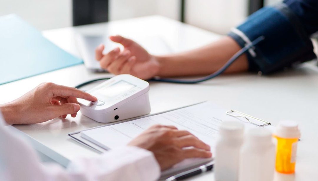 La importancia de los exámenes de salud preventivos: un enfoque universal